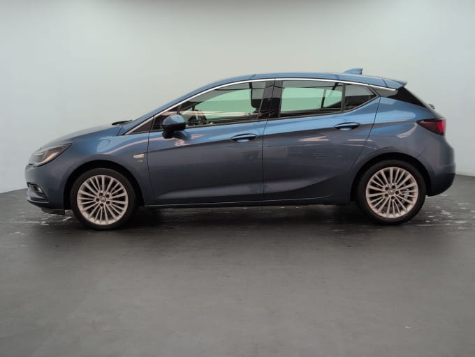 2025 Vauxhall Astra
