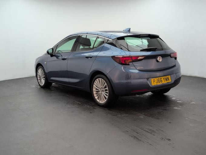 2025 Vauxhall Astra