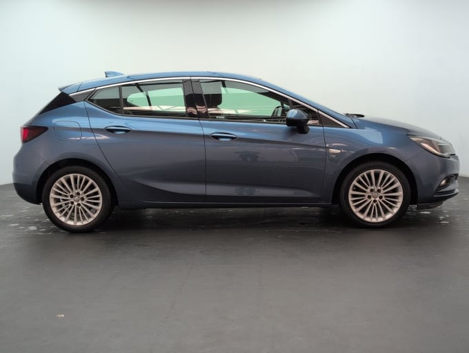 2025 Vauxhall Astra