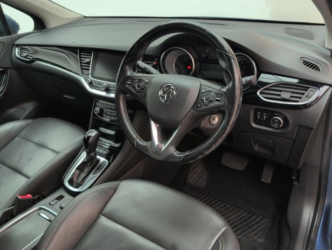 2025 Vauxhall Astra