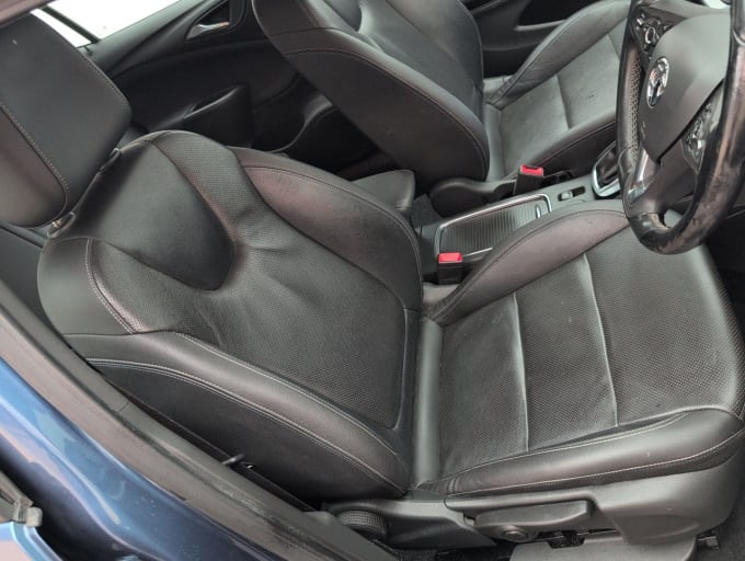 2025 Vauxhall Astra