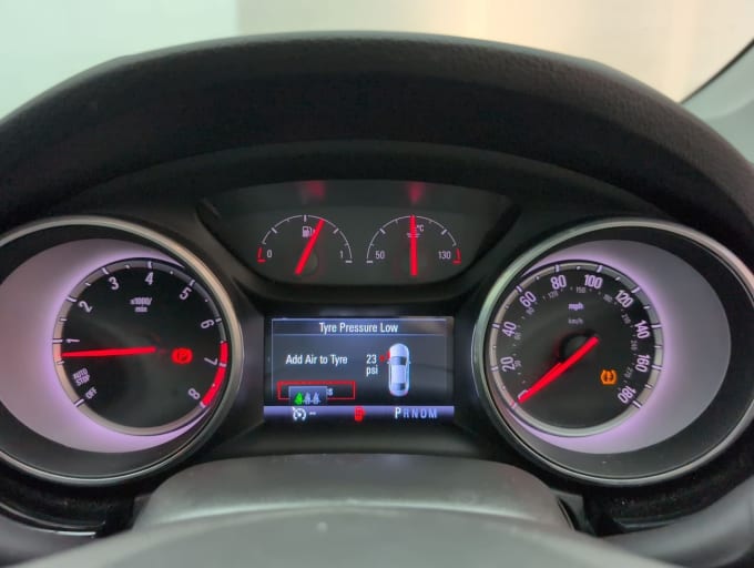 2025 Vauxhall Astra