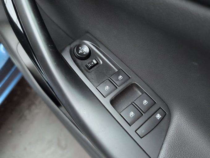 2025 Vauxhall Astra