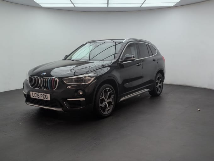 2025 BMW X1