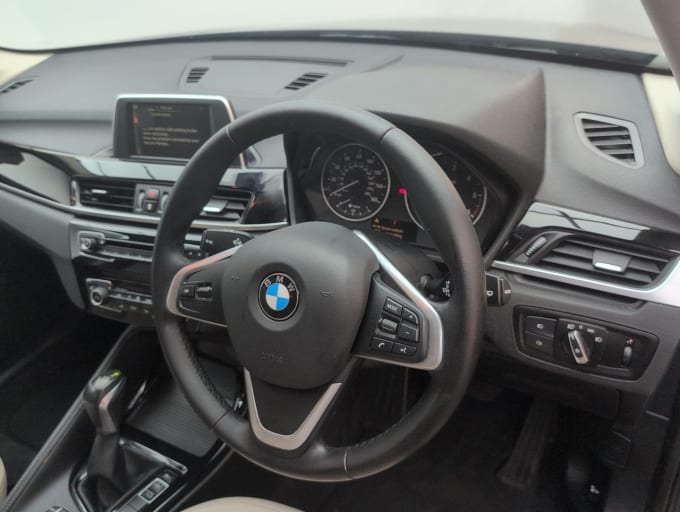 2025 BMW X1