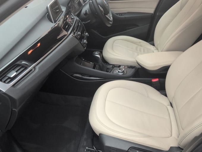 2025 BMW X1