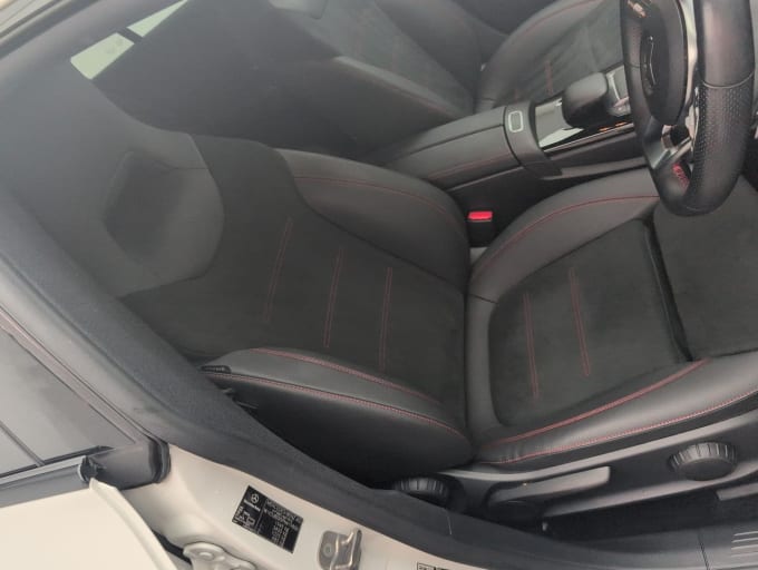 2025 Mercedes-benz Cla