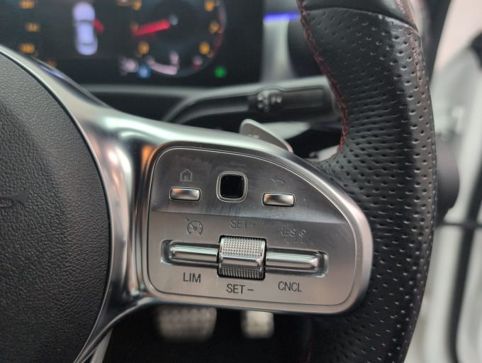2025 Mercedes-benz Cla