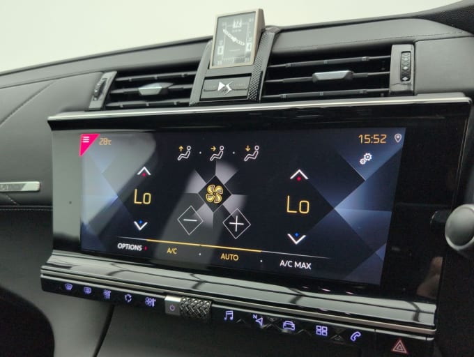 2025 Ds Automobiles Ds 7