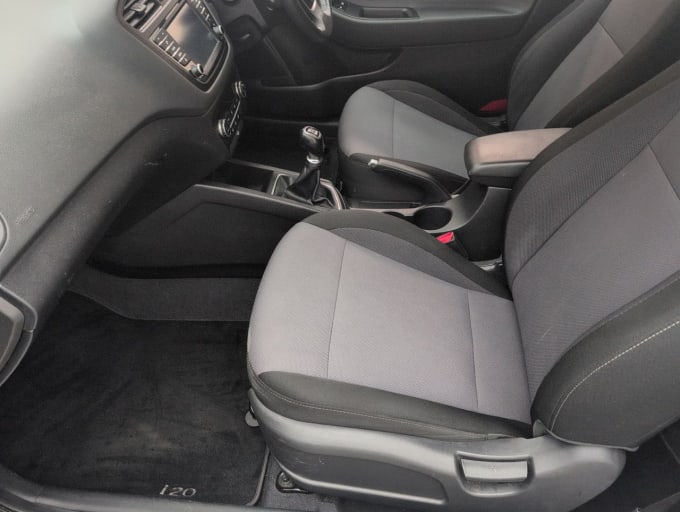 2025 Hyundai I20