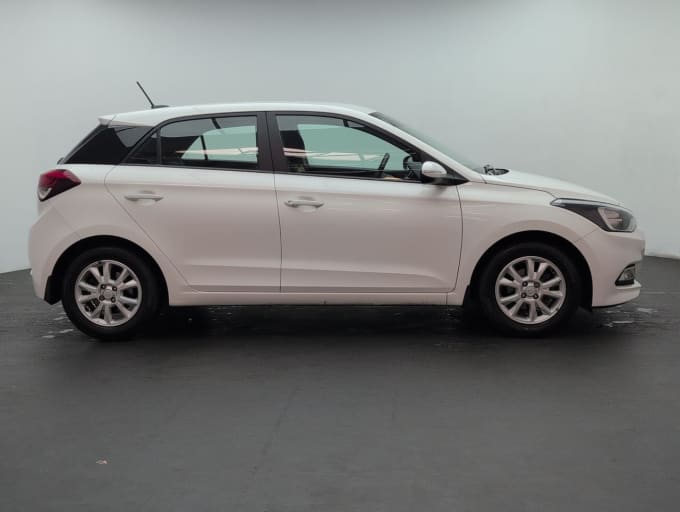 2025 Hyundai I20