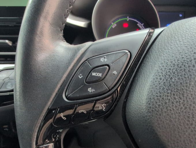 2025 Toyota C-hr