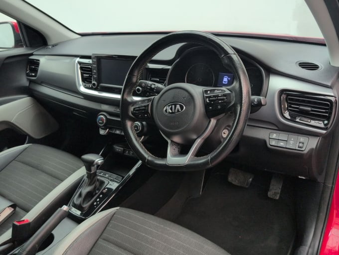 2025 Kia Stonic