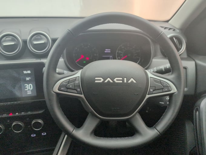 2025 Dacia Duster