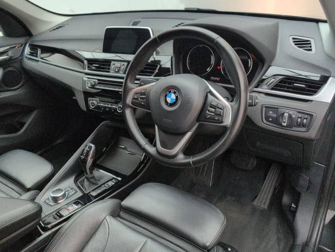 2025 BMW X1