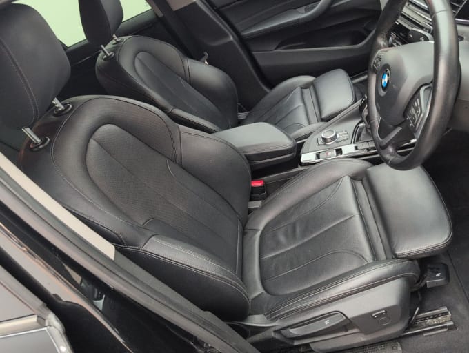 2025 BMW X1