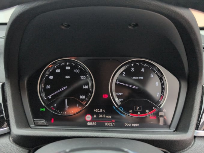 2025 BMW X1
