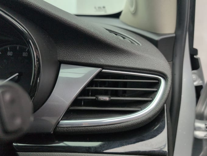 2025 Vauxhall Mokka X