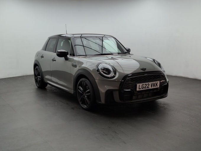 2025 Mini Hatch