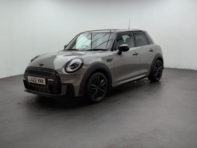 2025 Mini Hatch