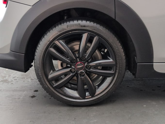 2025 Mini Hatch