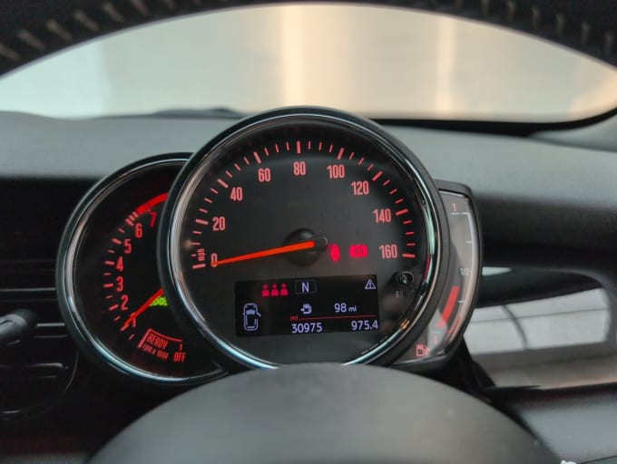 2025 Mini Hatch
