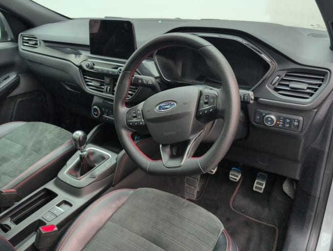 2025 Ford Kuga