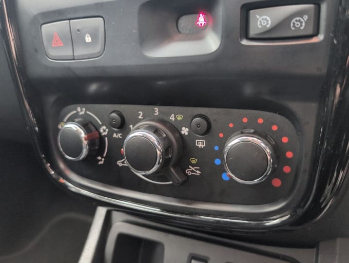 2025 Dacia Duster