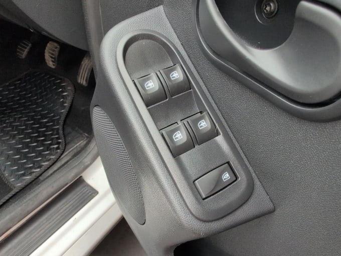 2025 Dacia Duster
