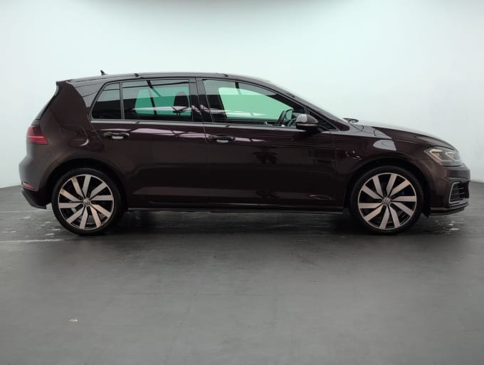 2025 Volkswagen Golf