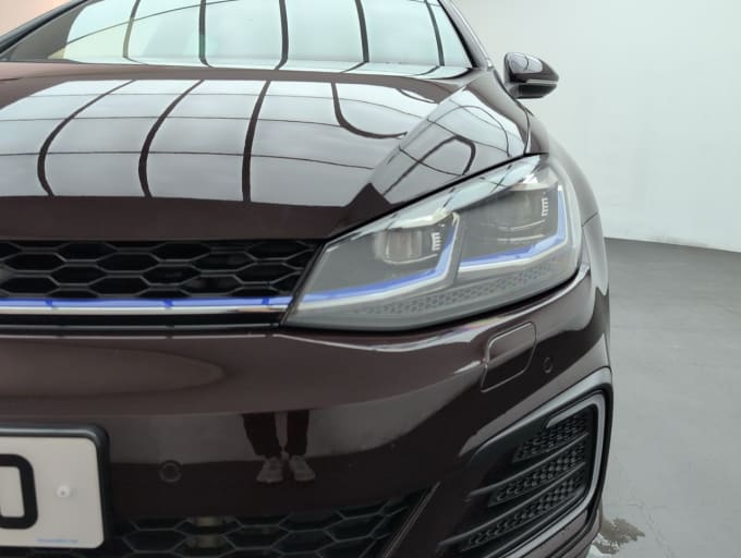 2025 Volkswagen Golf