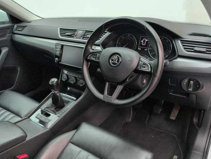 2025 Skoda Superb
