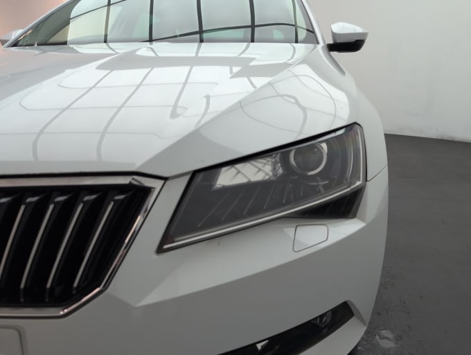2025 Skoda Superb