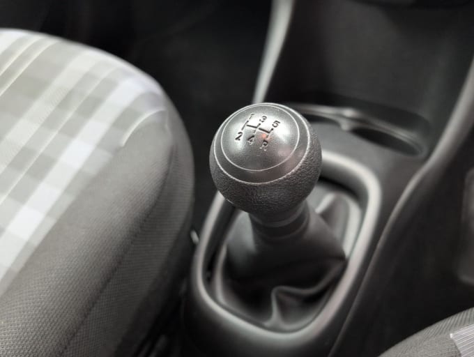2025 Peugeot 108