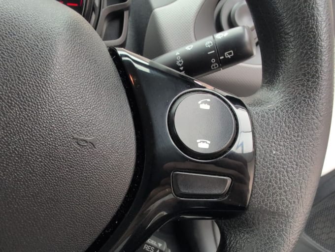2025 Peugeot 108