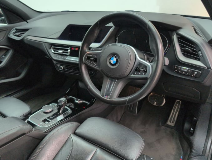 2025 BMW 1 Series