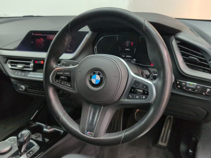 2025 BMW 1 Series