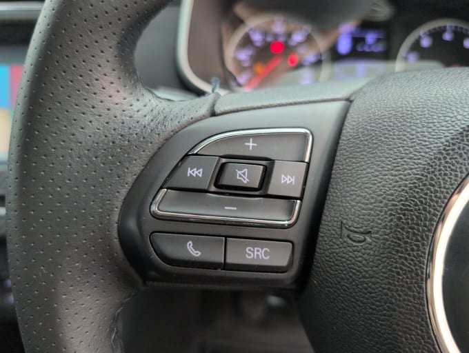 2025 Mg Mg Zs