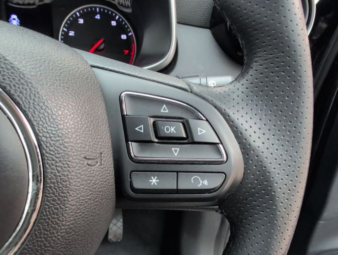 2025 Mg Mg Zs