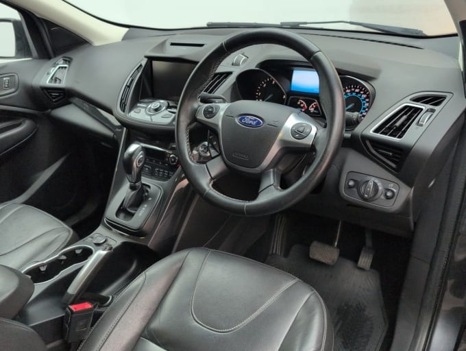 2025 Ford Kuga