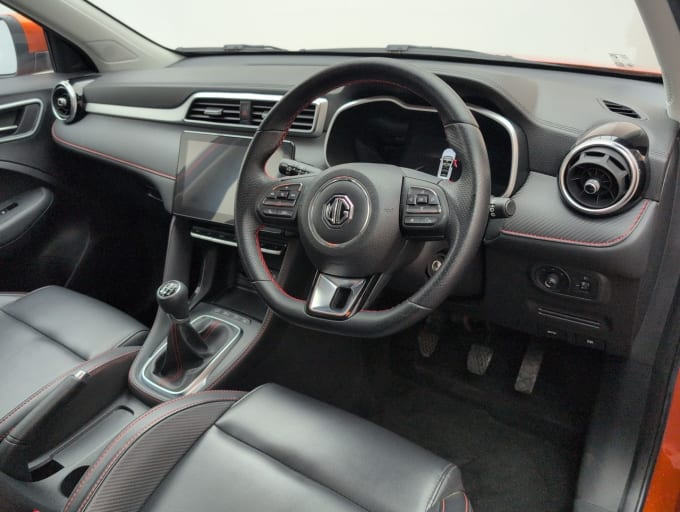 2025 Mg Mg Zs