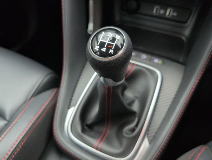 2025 Mg Mg Zs
