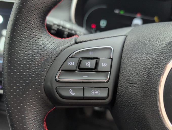 2025 Mg Mg Zs