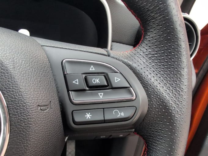 2025 Mg Mg Zs