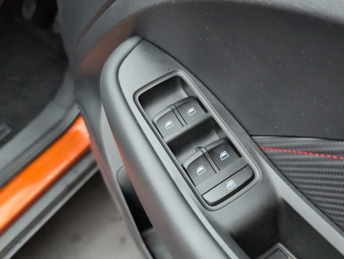 2025 Mg Mg Zs