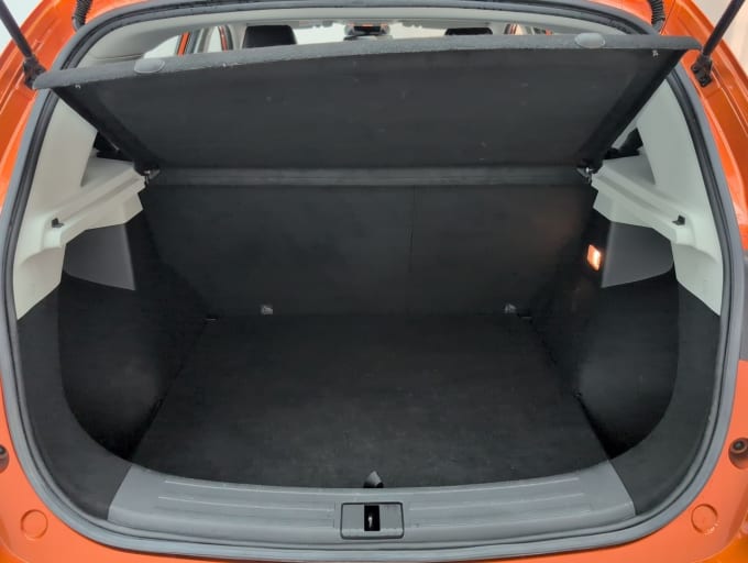 2025 Mg Mg Zs