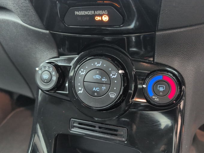 2025 Ford Fiesta