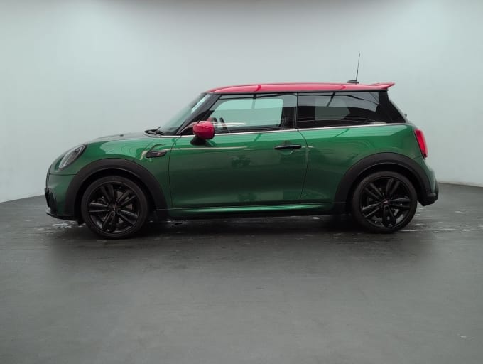 2025 Mini Hatch