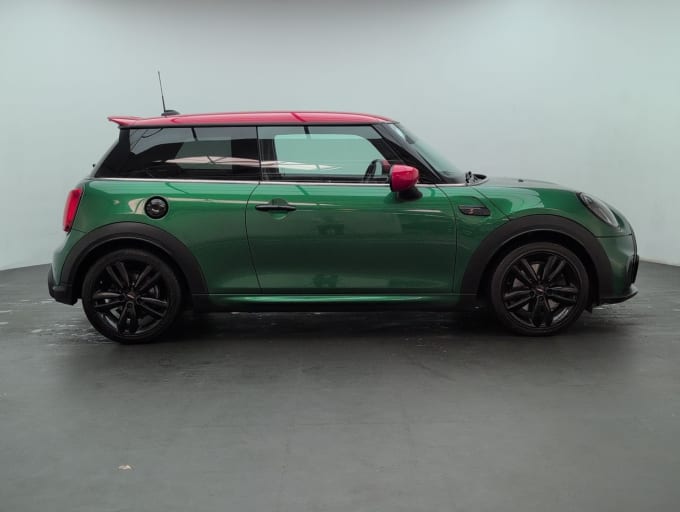 2025 Mini Hatch