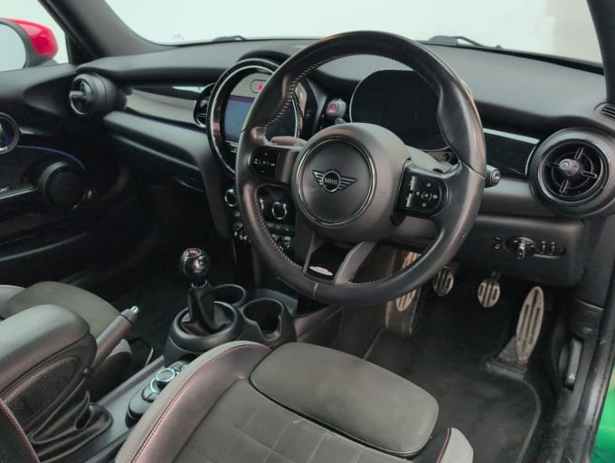 2025 Mini Hatch